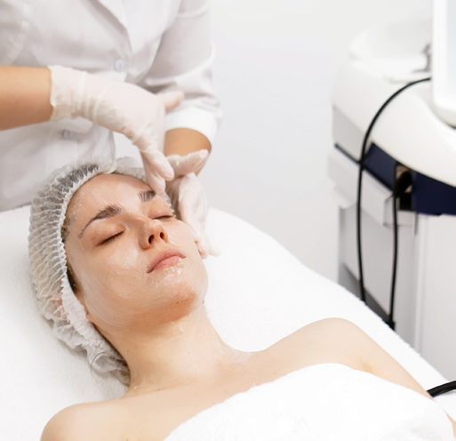 Calm & Cool corrective treatment to soothe sensitive, inflamed or rosacea-prone skin